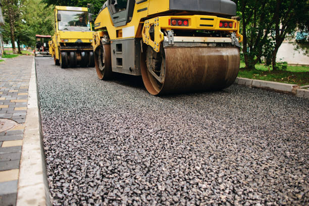 Best Local Driveway Pavers  in Bourbon, MO