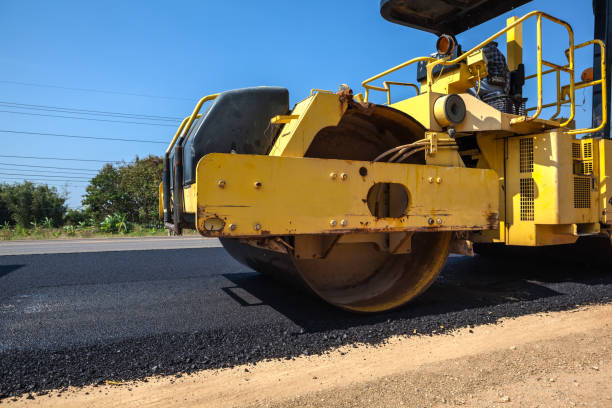 Best Professional Driveway Pavers  in Bourbon, MO